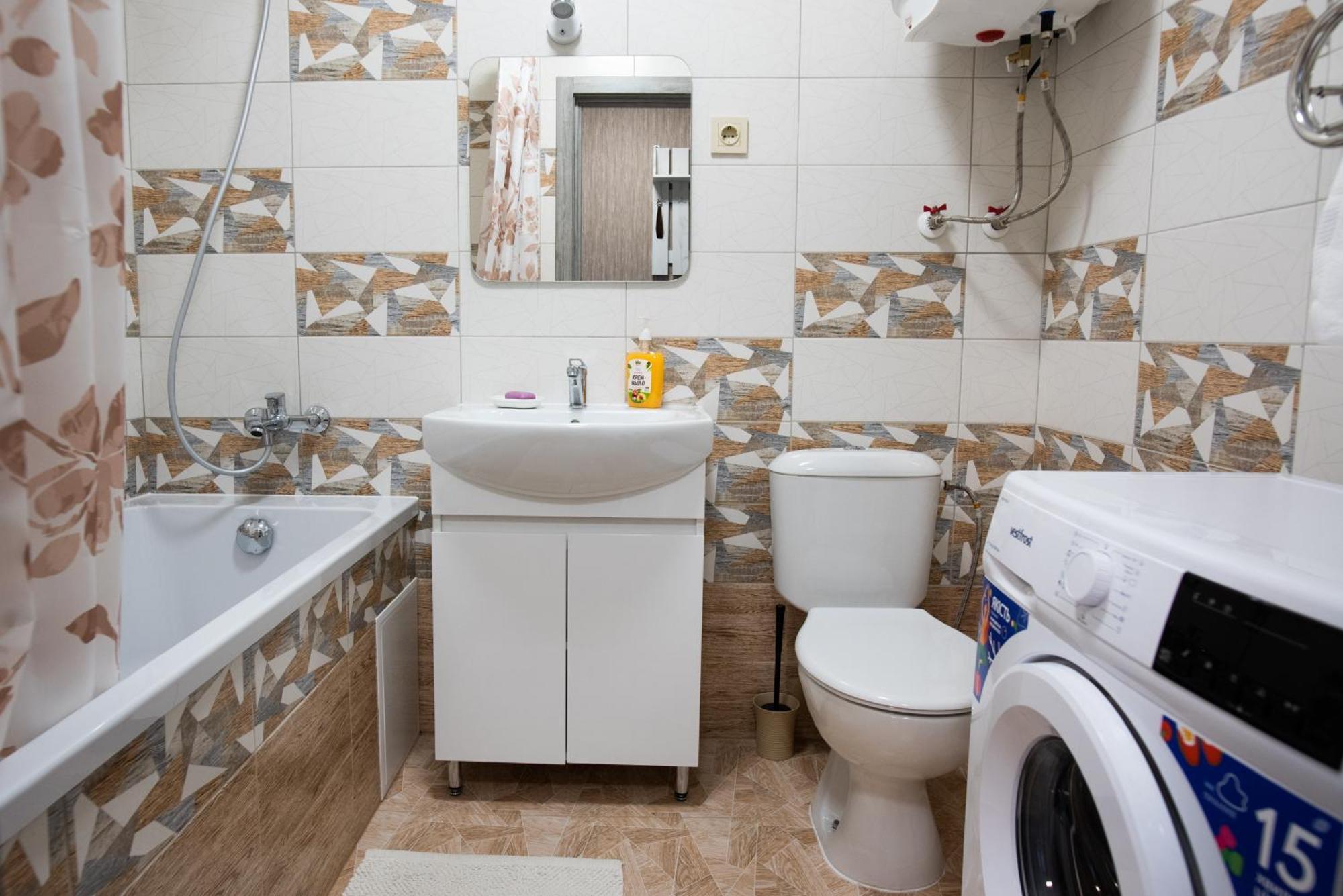 Академіка Корольова 20 1 Apartment แชร์กาซี ภายนอก รูปภาพ