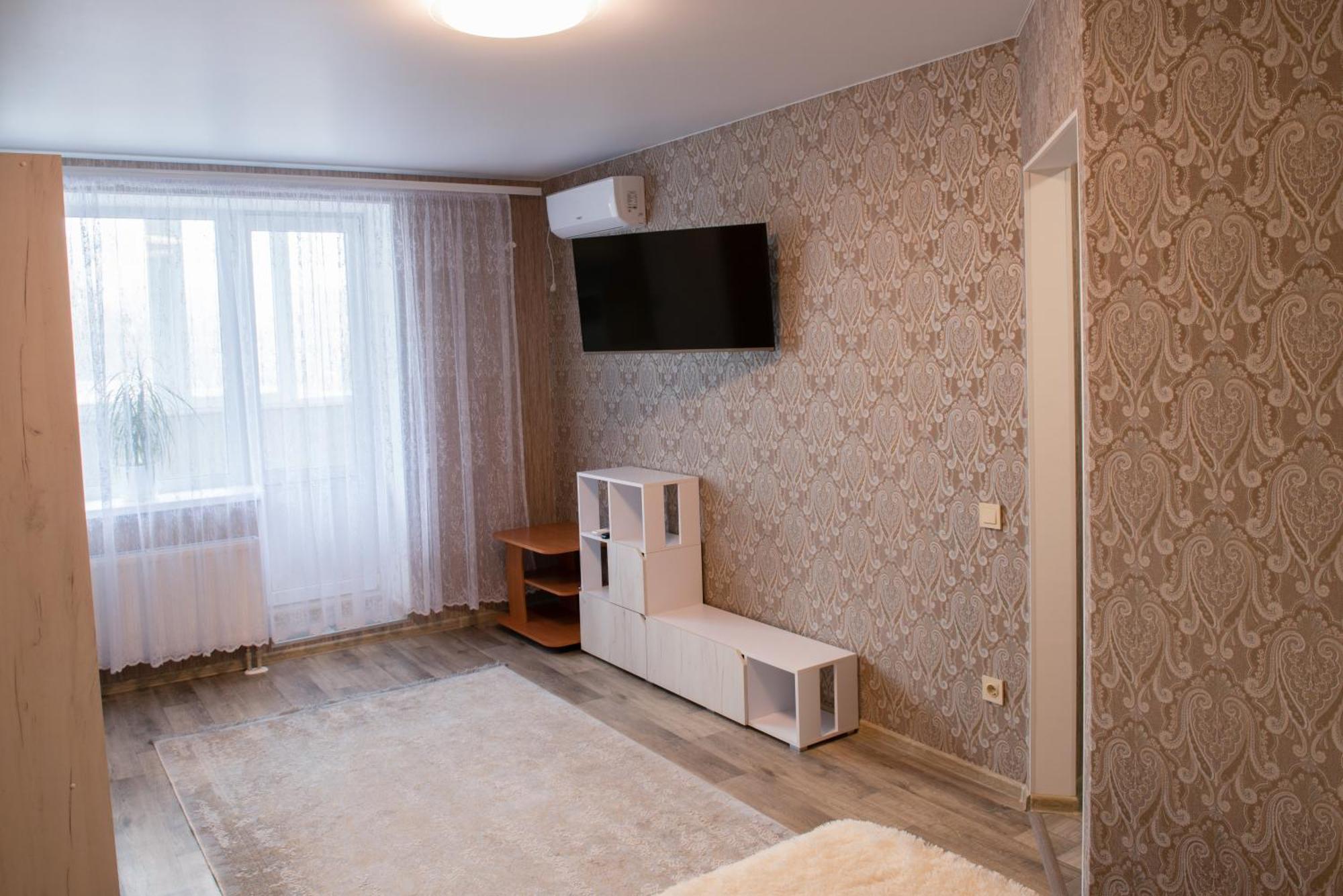 Академіка Корольова 20 1 Apartment แชร์กาซี ภายนอก รูปภาพ