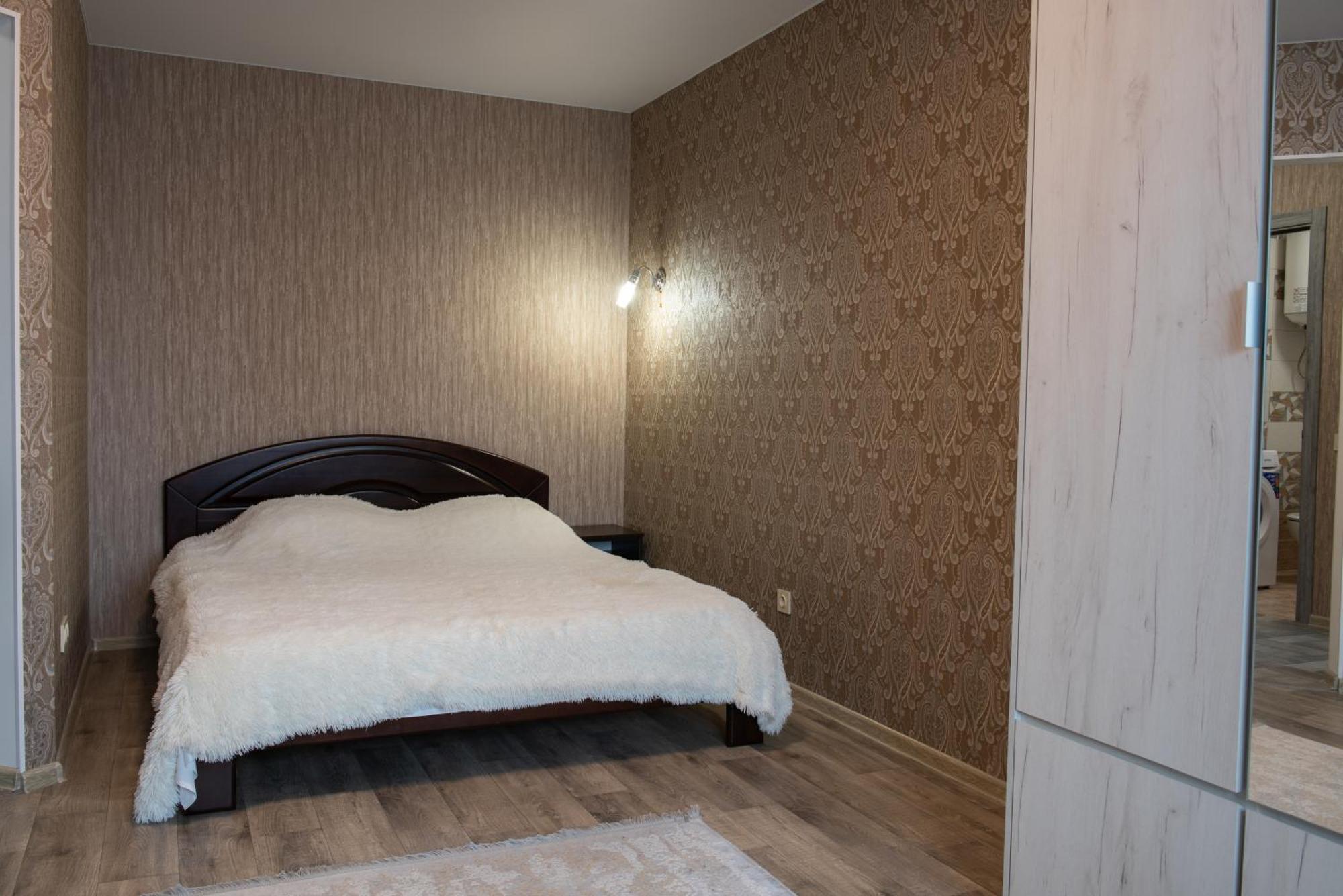 Академіка Корольова 20 1 Apartment แชร์กาซี ภายนอก รูปภาพ